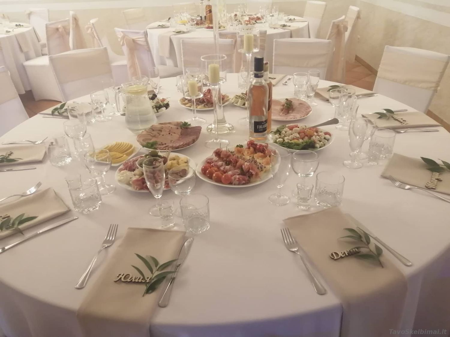 Vestuvių stalas. Maistas vestuvėms. banketai, furšetai